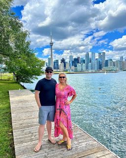 Courtney Friel feet photo thumbnail