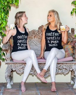 Courtney Friel feet photo thumbnail