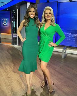 Courtney Friel feet photo thumbnail