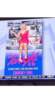 Courtney Friel feet photo thumbnail