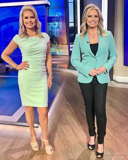 Courtney Friel feet photo thumbnail