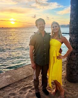 Courtney Friel feet photo thumbnail