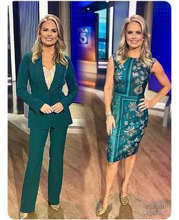 Courtney Friel feet photo thumbnail