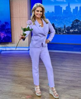Courtney Friel feet photo thumbnail