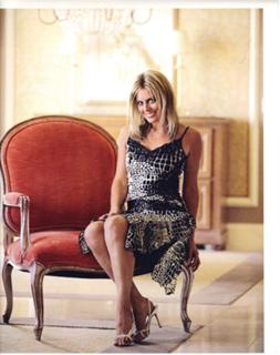 Courtney Friel feet photo thumbnail