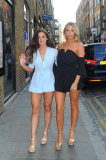 Courtney Green feet photo thumbnail