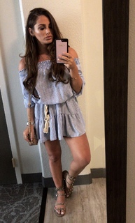 Courtney Green feet photo thumbnail