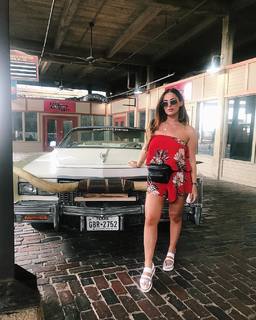 Courtney Green feet photo thumbnail