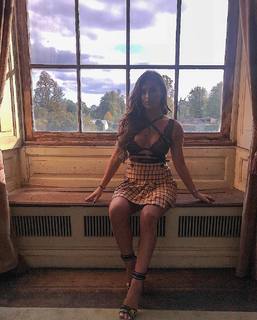 Courtney Green feet photo thumbnail