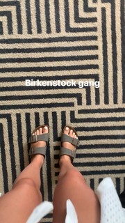 Courtney Green feet photo thumbnail