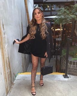 Courtney Green feet photo thumbnail