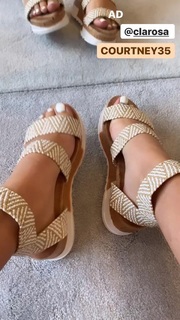 Courtney Green feet photo thumbnail