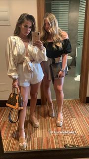 Courtney Green feet photo thumbnail