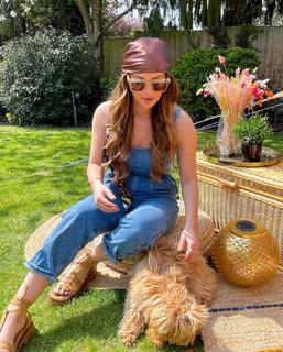 Courtney Green feet photo thumbnail