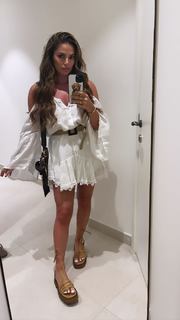 Courtney Green feet photo thumbnail