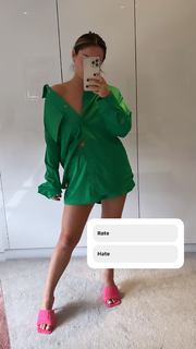 Courtney Green feet photo thumbnail