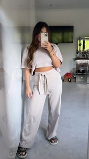 Courtney Green feet photo thumbnail
