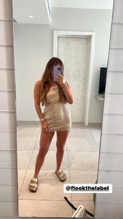 Courtney Green feet photo thumbnail