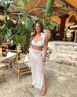 Courtney Green feet photo thumbnail