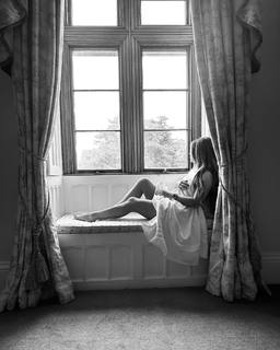 Courtney Green feet photo thumbnail