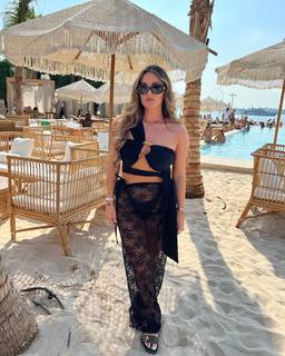 Courtney Green feet photo thumbnail