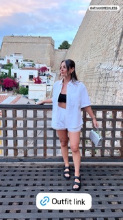 Courtney Green feet photo thumbnail