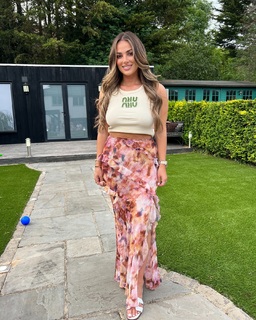 Courtney Green feet photo thumbnail