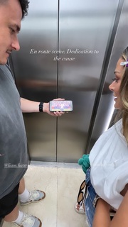 Courtney Green feet photo thumbnail