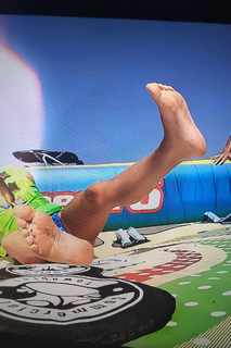 Courtney Green feet photo thumbnail