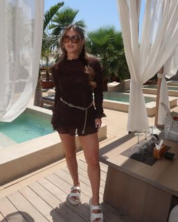 Courtney Green feet photo thumbnail