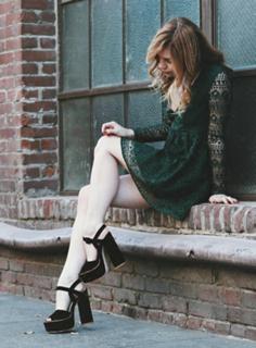 Courtney Halverson feet photo 16