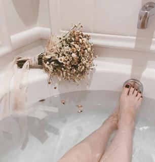 Courtney Halverson feet photo 6