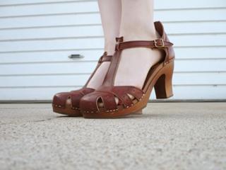 Courtney Halverson feet photo 7