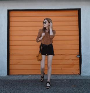 Courtney Halverson feet photo 12