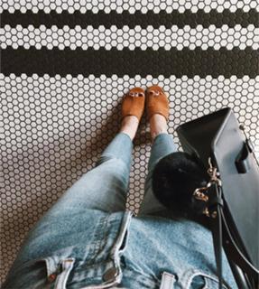 Courtney Halverson feet photo 17