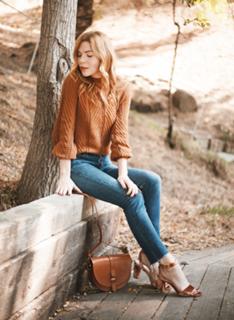 Courtney Halverson feet photo 5