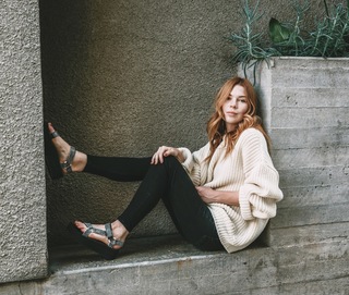Courtney Halverson feet photo 7