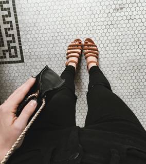 Courtney Halverson feet photo 17