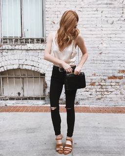Courtney Halverson feet photo 13