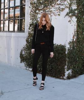 Courtney Halverson feet photo 18