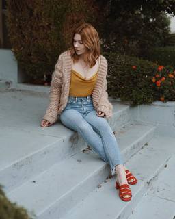 Courtney Halverson feet photo 16