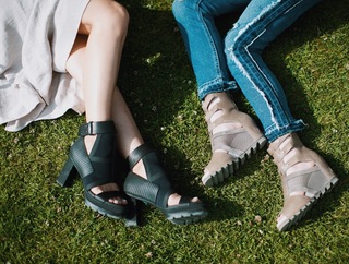 Courtney Halverson feet photo 8