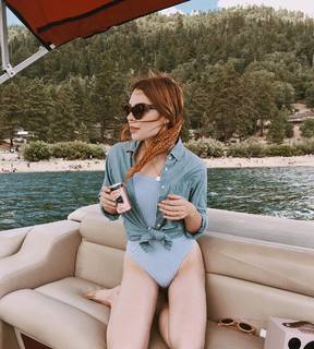 Courtney Halverson feet photo 15