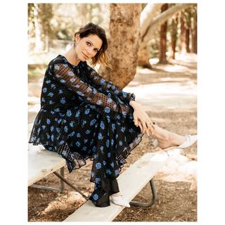 Courtney Henggeler feet photo thumbnail