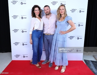 Courtney Henggeler feet photo thumbnail