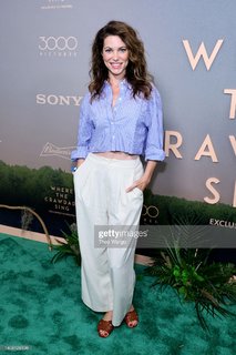 Courtney Henggeler feet photo thumbnail