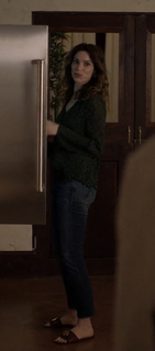 Courtney Henggeler feet photo thumbnail