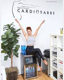 Courtney Hope feet photo thumbnail
