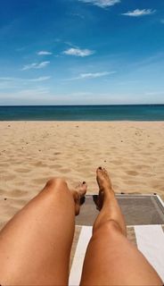Courtney Hope feet photo thumbnail