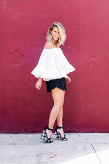 Courtney Kerr feet photo 16